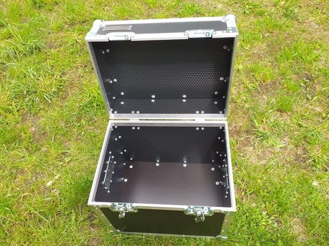 Přepravní box na plničku tlumičů — fotka 2