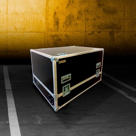 Přepravní box na závodní motor – motorsport